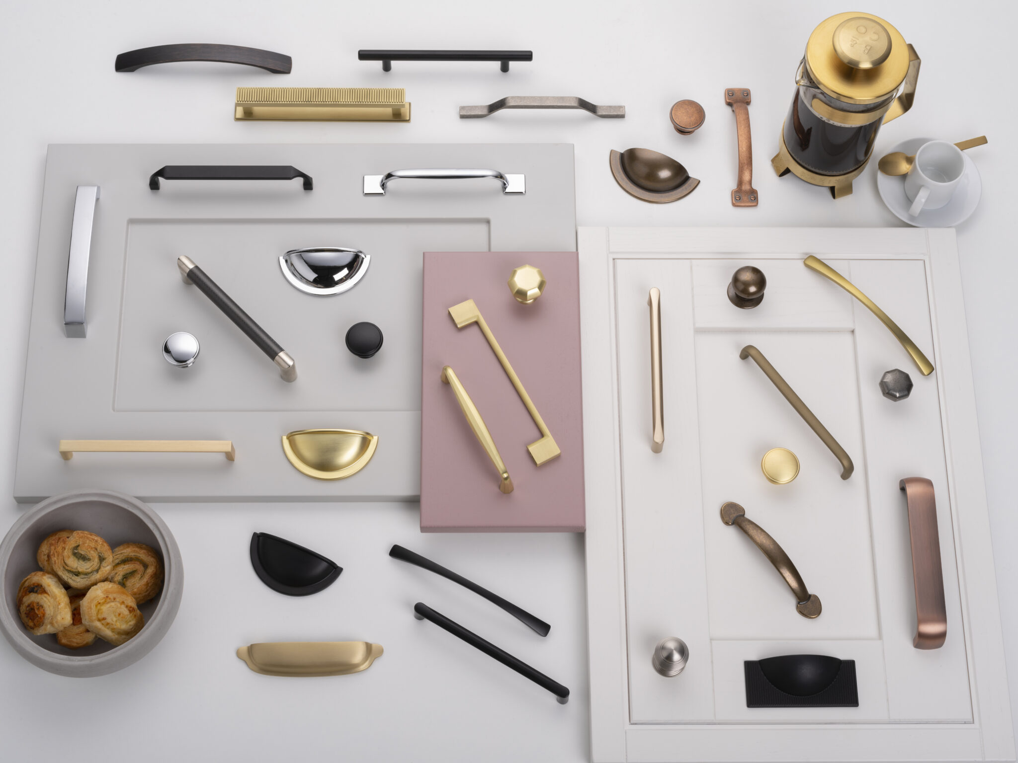 The Transformative Effect of Kitchen Handles From Contemporary to